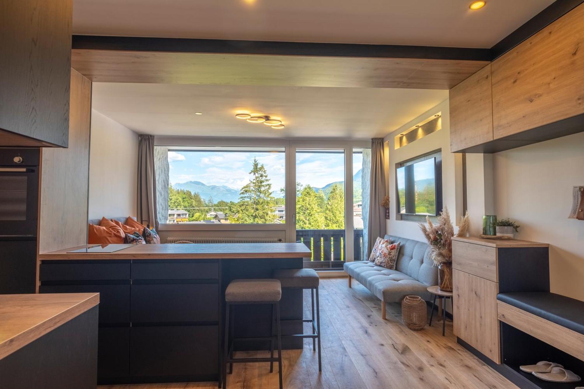 Suite Apartment Modern Getaway - Neu Renoviert - Strobl Am Wolfgangsee Buitenkant foto