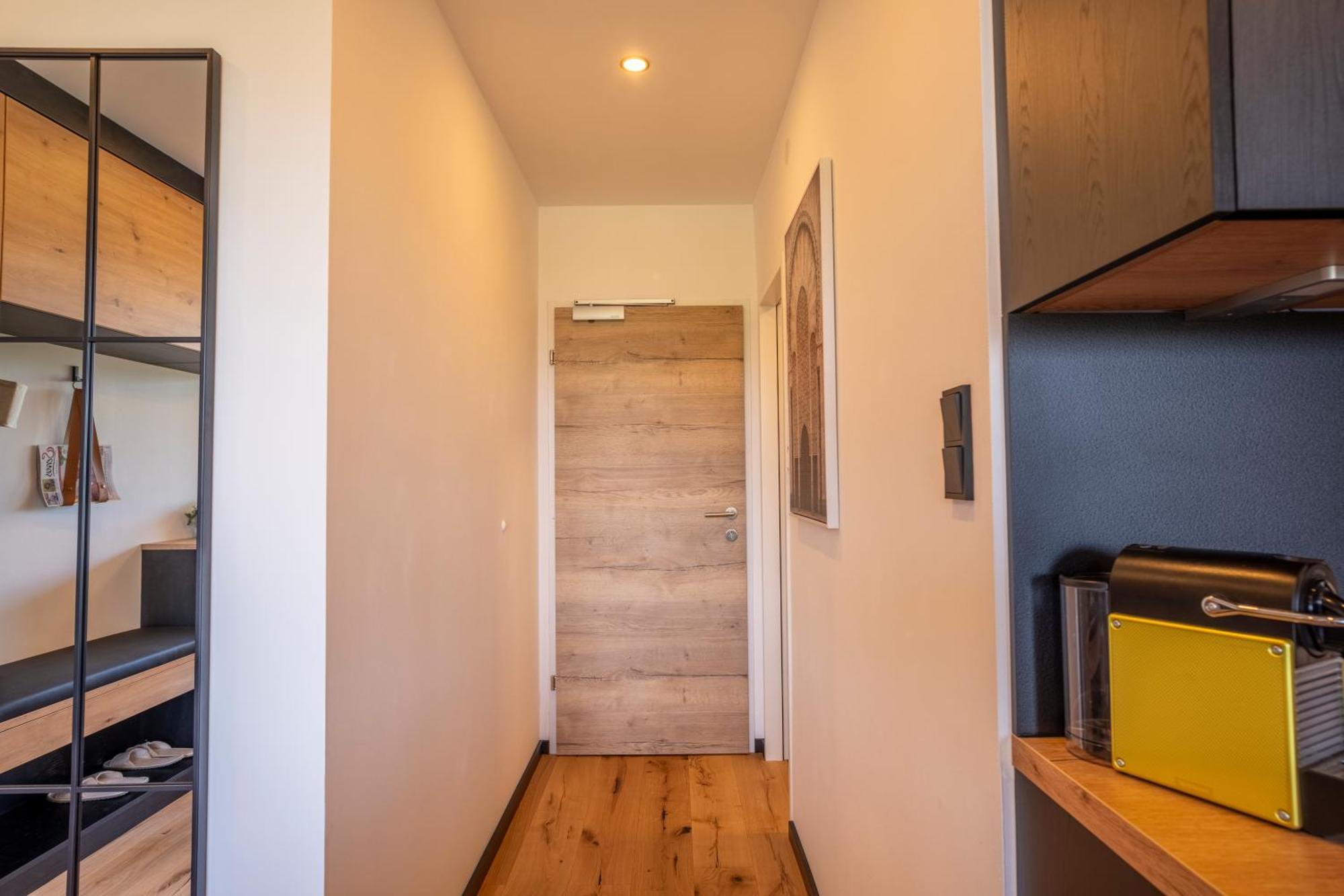 Suite Apartment Modern Getaway - Neu Renoviert - Strobl Am Wolfgangsee Buitenkant foto